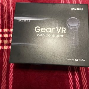 Samsung Gear VR with Controller